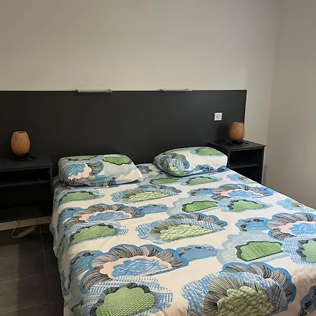 Apartment T2 50 M2 Ricanto A *