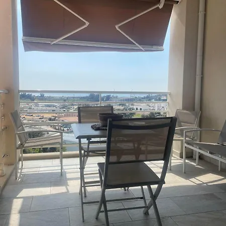 T2 50 M2 Ricanto à * Ajaccio (Corsica)