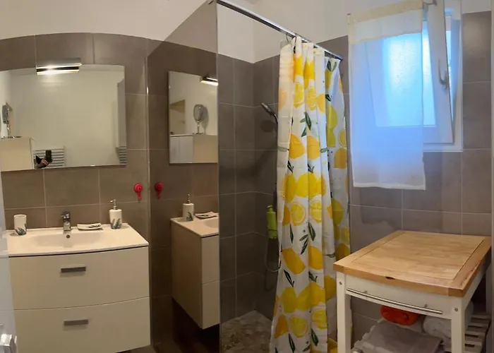 T2 50 M2 Ricanto A * Ajaccio (Corsica)